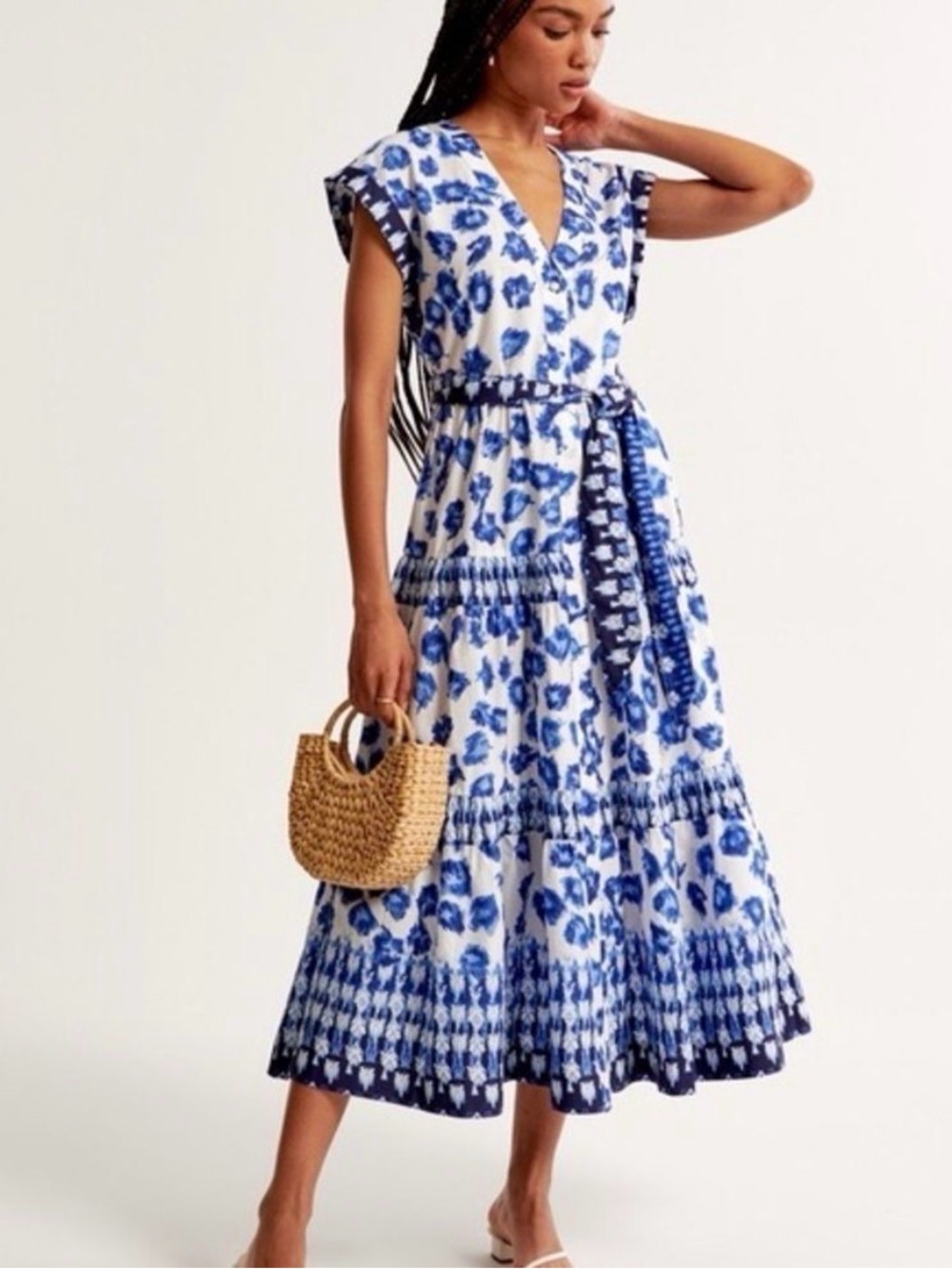 NWT Abercrombie & Fitch White Blue Floral Button Down V Neck Belted Midi Dress